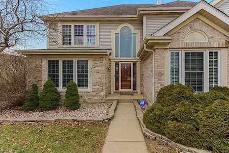 1367 Farmgate Rd Bartlett, IL 60103