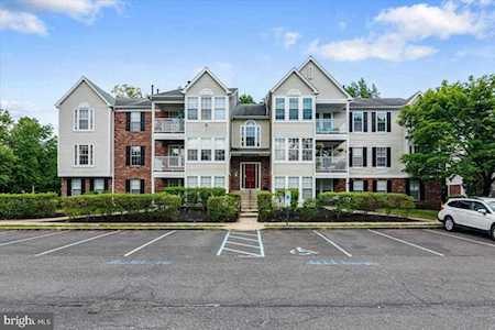 89 Eldon Way Marlton, NJ 08053