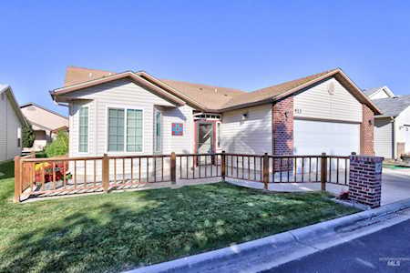 413 N David Frost St Nampa, ID 83651