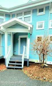 118 Huntington Dr East Stroudsburg, PA 18302