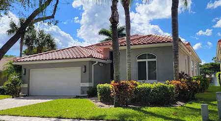 5332 Grande Palm Circle Delray Beach, FL 33484