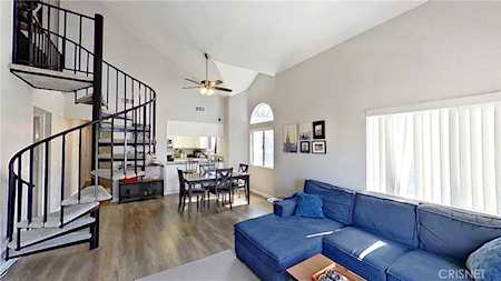 20212 Fanchon Ln #140 Canyon Country, CA 91351