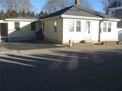 3 Dayton St Westerly, RI 02891