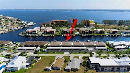 4017 SE 19th Place #103 Cape Coral, FL 33904