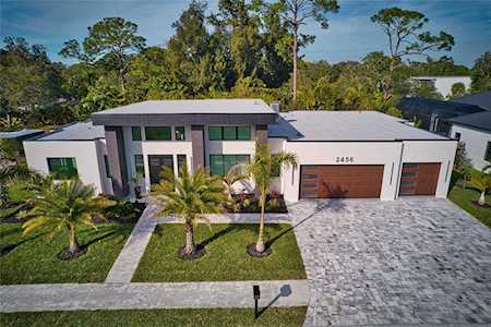 2456 Missara Ln Sarasota, FL 34231