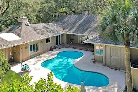 39 Woodbine Place Hilton Head Island, SC 29928