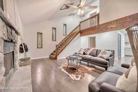 85 Lucretius Trl Albrightsville, PA 18210