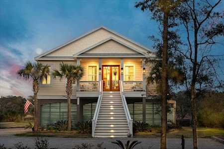 2418 Edisto Ferry Rd Edisto Island, SC 29438