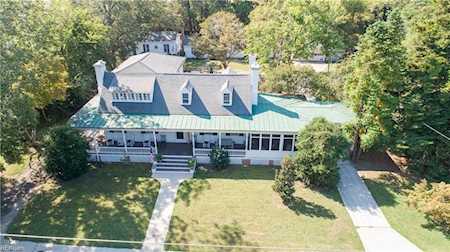 133 Kings Hwy Suffolk, VA 23432