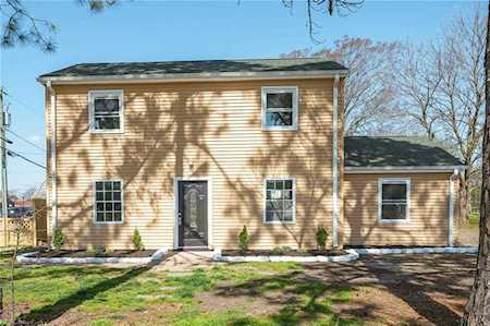 572 Portsmouth Blvd Portsmouth, VA 23704