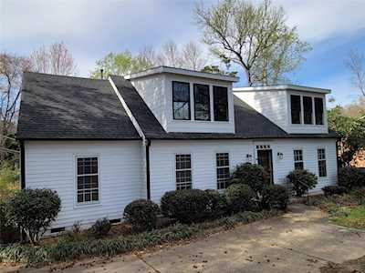 5900 Sharon Rd Charlotte, NC 28210