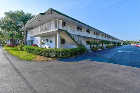 1 Garden Street #105l Tequesta, FL 33469