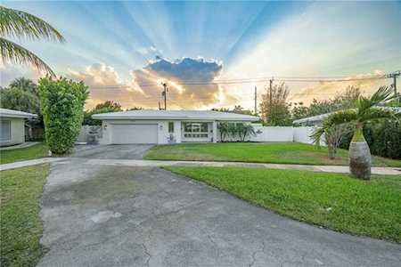 5921 NE 18th Ter Fort Lauderdale, FL 33308