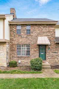 124 Stornoway Drive Columbus, OH 43213