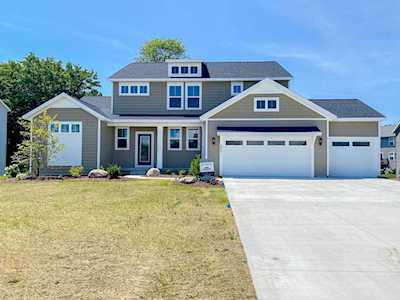3033 Red Alder Dr Holland, MI 49424