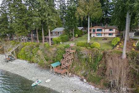 4030 NW Lakeness Rd Poulsbo, WA 98370