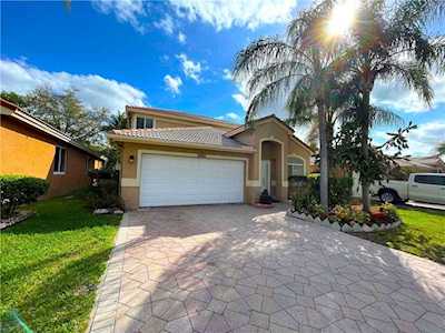 3762 Pebblebrook Ct Coconut Creek, FL 33073