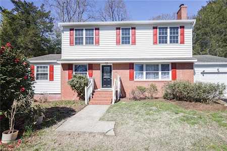 309 Maxwell Ln Newport News, VA 23606