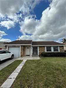 2002 SW 85th Ave North Lauderdale, FL 33068