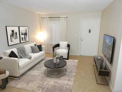 2863 Broadway #106 San Diego, CA 92102