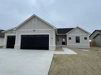 2532 S Spring Hollow St Wichita, KS 67230