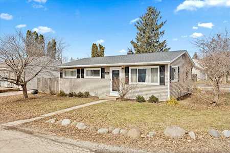 1356 Ivy Ln Crystal Lake, IL 60014