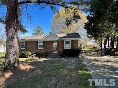 29 Crestview Drive Angier, NC 27501