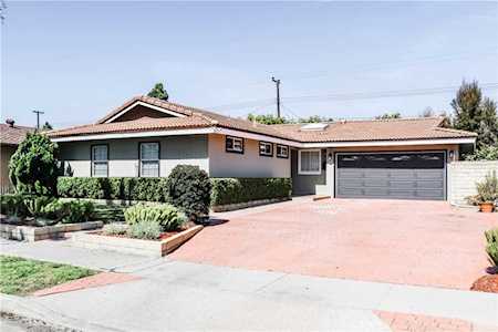 5041 Galway Circle Huntington Beach, CA 92649
