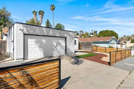 1074 Worthington St San Diego, CA 92114
