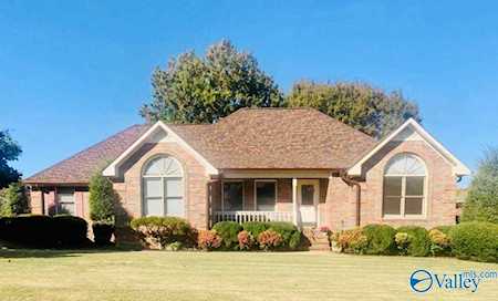 122 Forrest Lane Meridianville, AL 35759