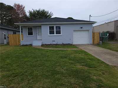 1109 Elder Ave #A Chesapeake, VA 23325