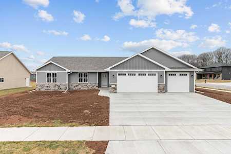 N8719 Connor Circle Menasha, Village of Harrison, WI 54952
