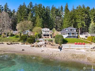 15920 Sandy Hook Rd NE Poulsbo, WA 98370