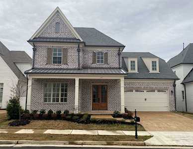 1397 Peyton Pky Collierville, TN 38017