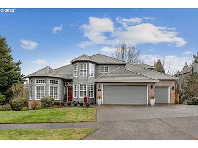 148 SE 16th CT Gresham, OR 97080