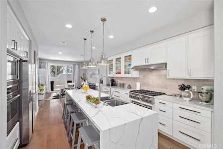 7 Brigmore Aisle Irvine, CA 92603