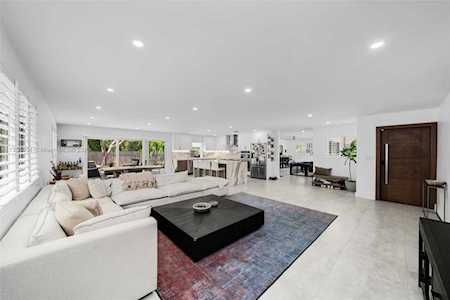 5700 SW 64th Ave South Miami, FL 33143