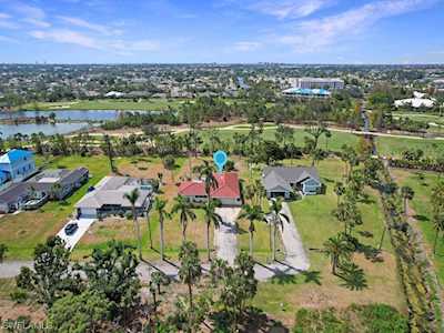7212 Swan Lake Dr Fort Myers, FL 33919