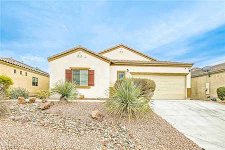 6624 Donna St North Las Vegas, NV 89086