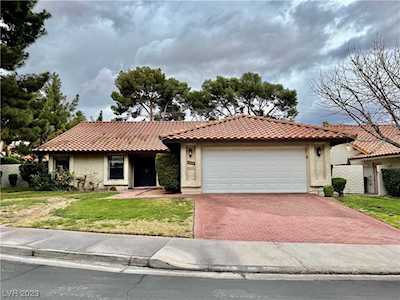3220 Calle De El Cortez Las Vegas, NV 89102