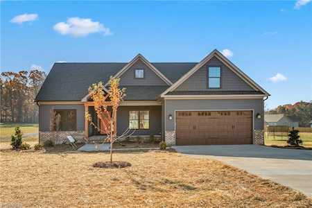 14946 Us Highway 158 Summerfield, NC 27358