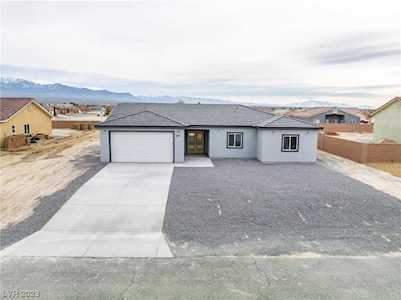 4971 Stoneham St Pahrump, NV 89061