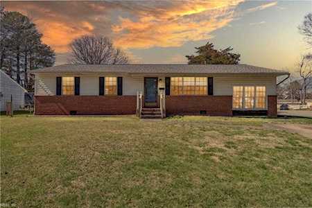 353 Lineberry Rd Virginia Beach, VA 23452
