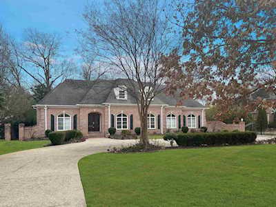 1800 New Riverdale Rd Germantown, TN 38138