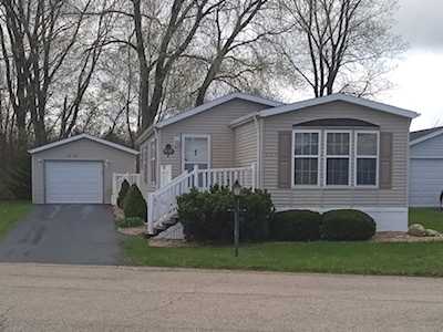 835 Cayuga Trl Marengo, IL 60152