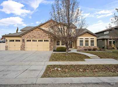 2610 E Mercutio Drive Meridian, ID 83642