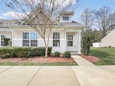 1472 Harpers Inlet Dr Lake Wylie, SC 29710
