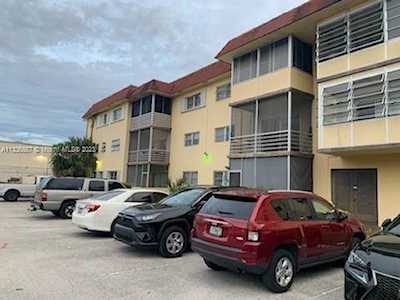 4043 NW 16th St #101 Lauderhill, FL 33313