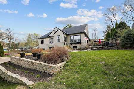 1238 Warner Avenue N Mahtomedi, MN 55115