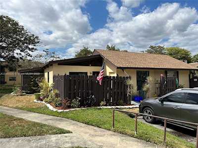 134 Fox Rd #1-47 Hollywood, FL 33024